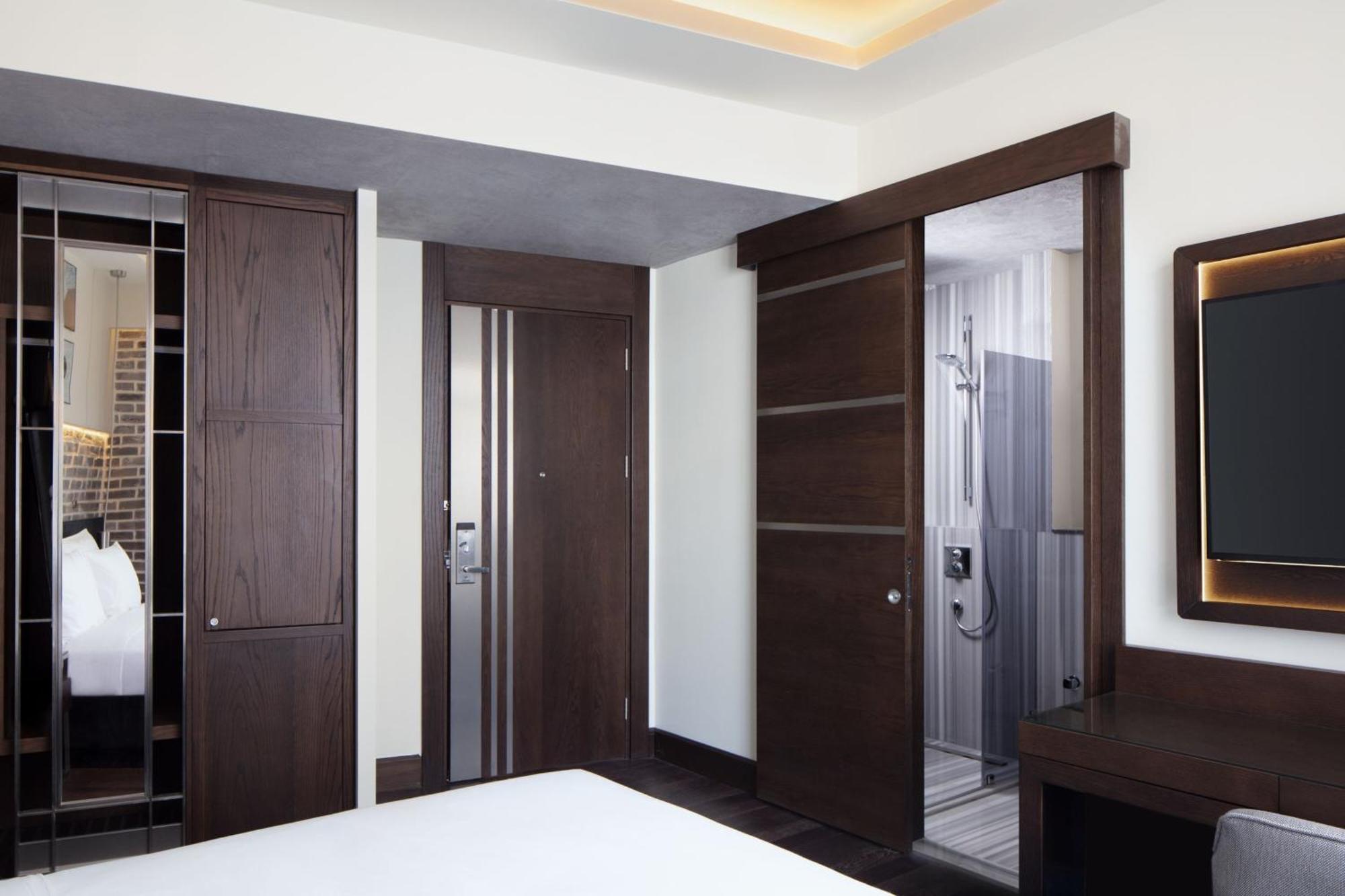 Decamondo Galata, A Tribute Portfolio Hotel Istanbulská provincie Exteriér fotografie Interior doors