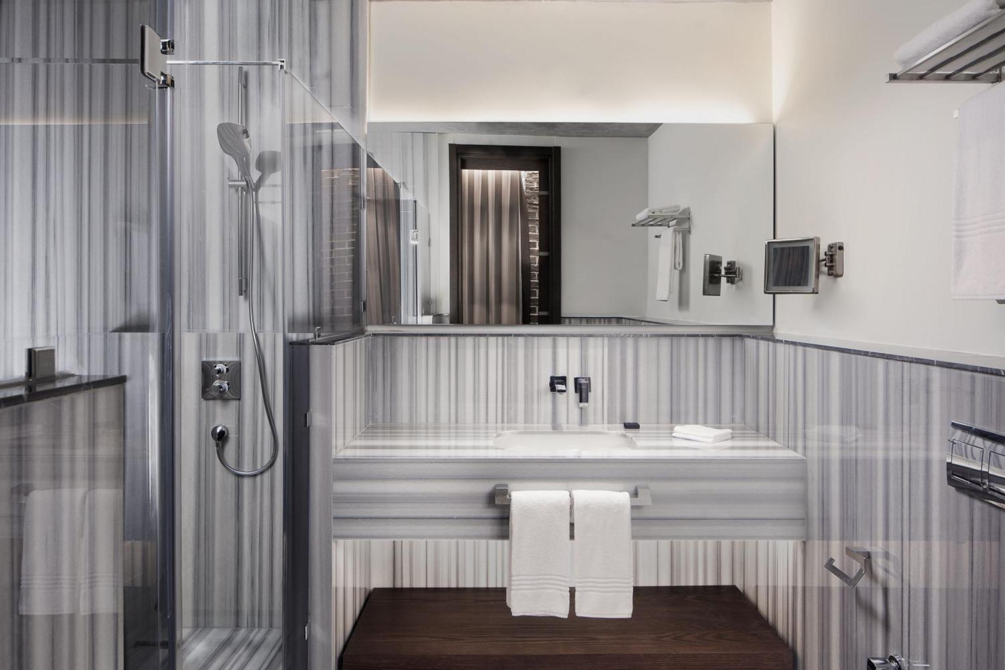 Decamondo Galata, A Tribute Portfolio Hotel Istanbulská provincie Exteriér fotografie Bathroom