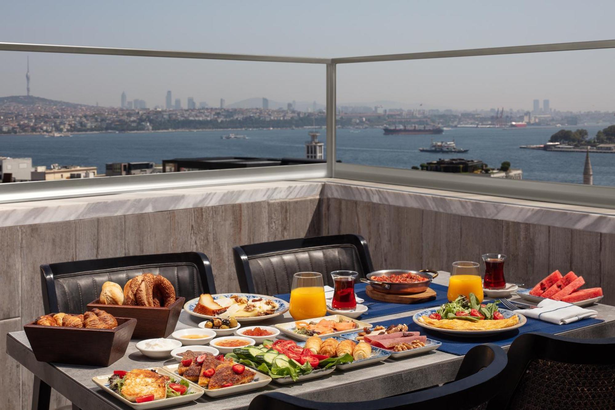 Decamondo Galata, A Tribute Portfolio Hotel Istanbulská provincie Exteriér fotografie Turkish breakfast